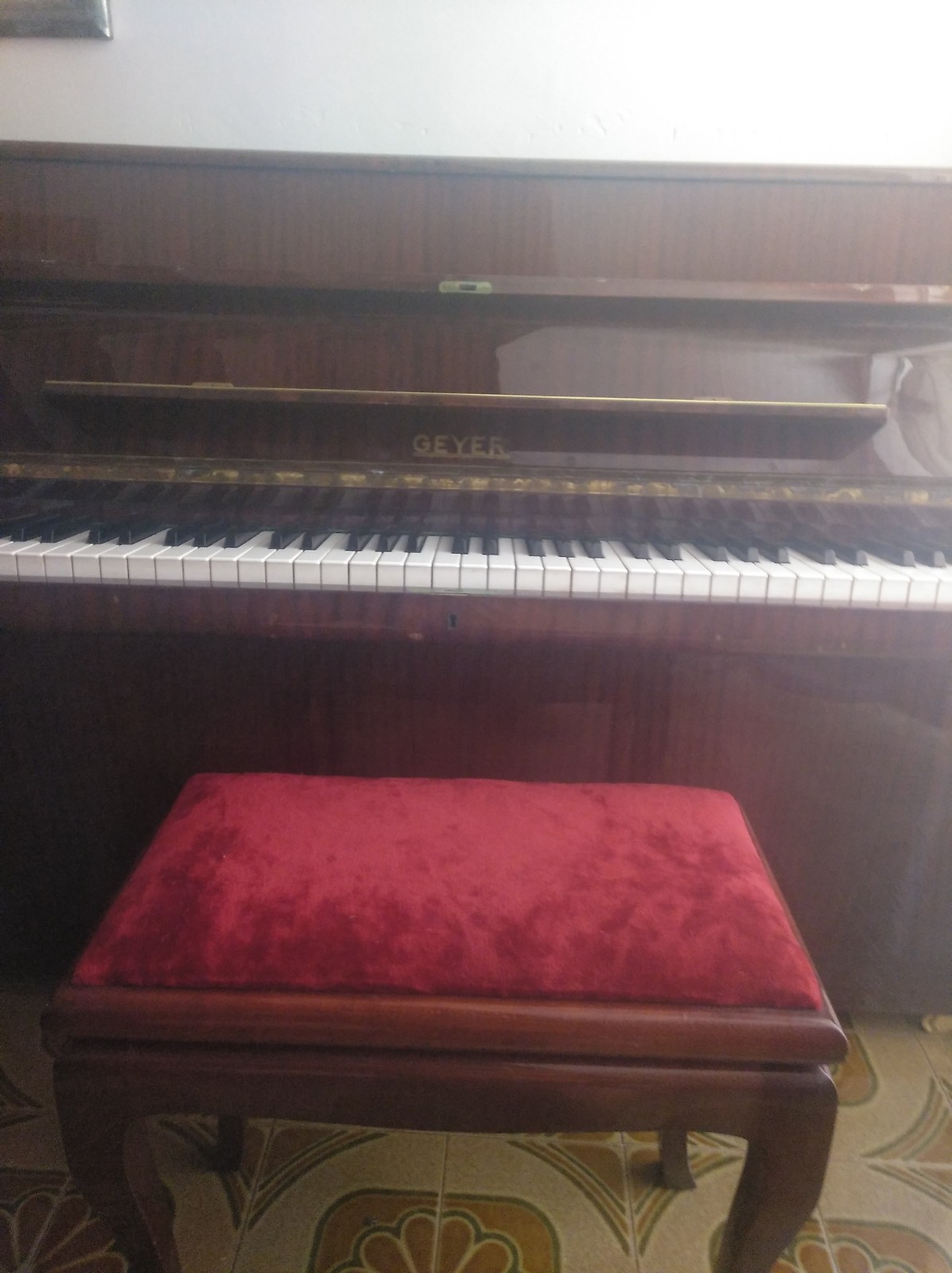 second hand piano mallorca